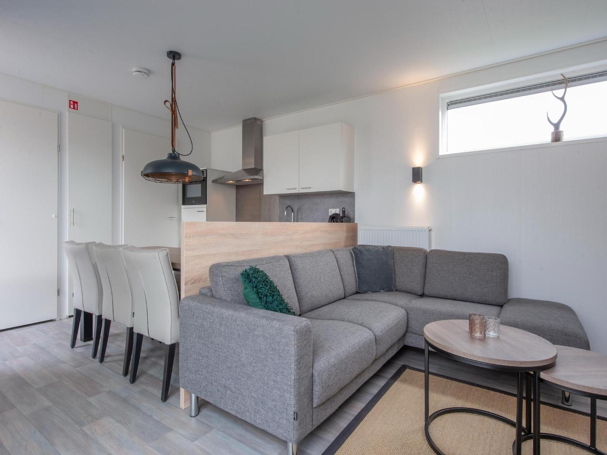Vakantiehuis Modern With 2 Bathrooms, The At 500 M